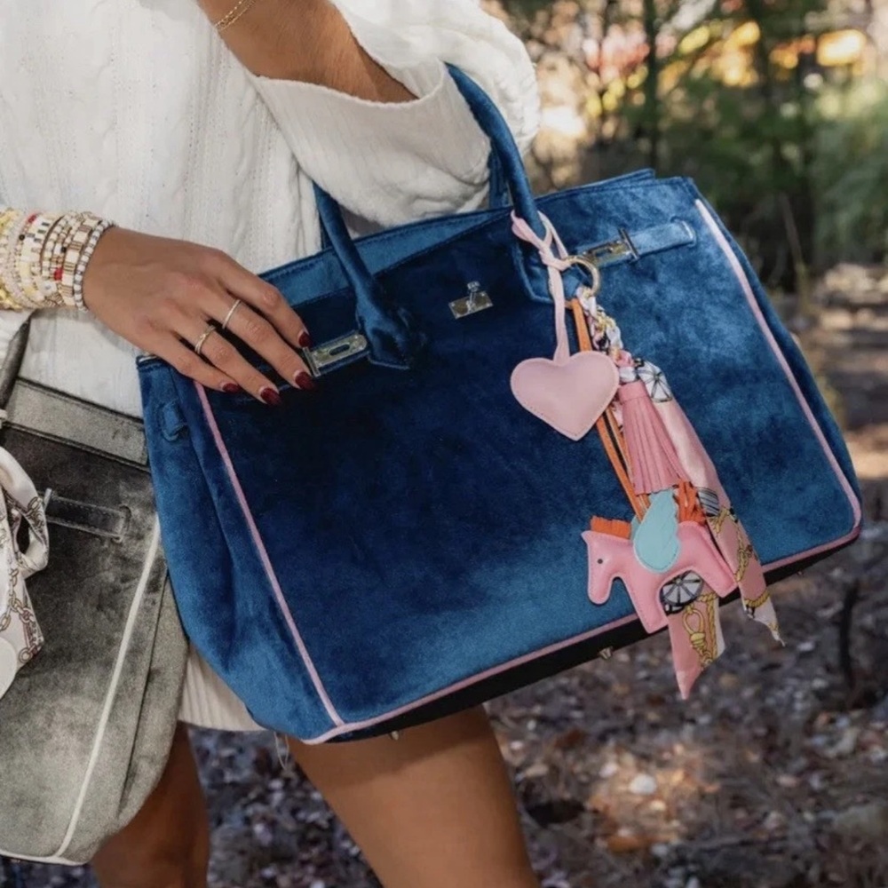 NEW MALIBU SUGAR Boatkin Hamptons Pony Charm Bag Limited Edition Velvet $200 - Picture 2 of 2